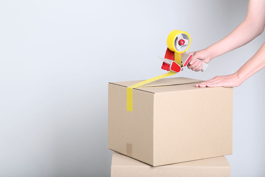 Karton dobozok, és csomagoláshoz használható más eszközök egy helyen